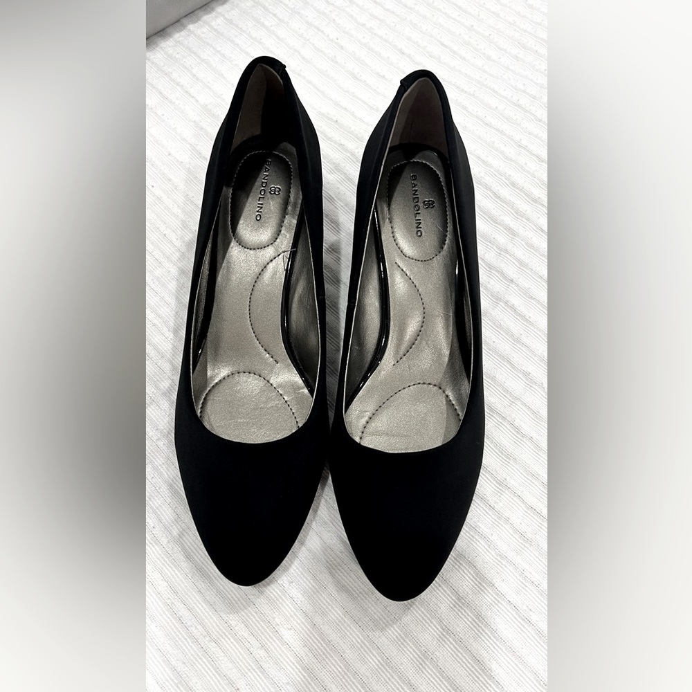 Bandolino wedge shoes